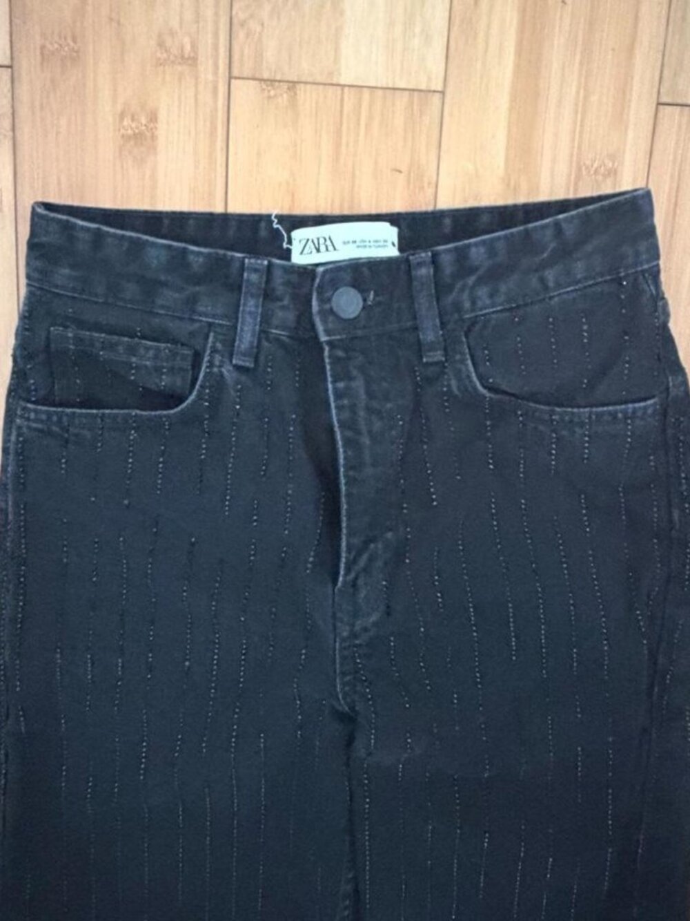 Zara Black Rhinestone High-Waisted Jeans - Size 4